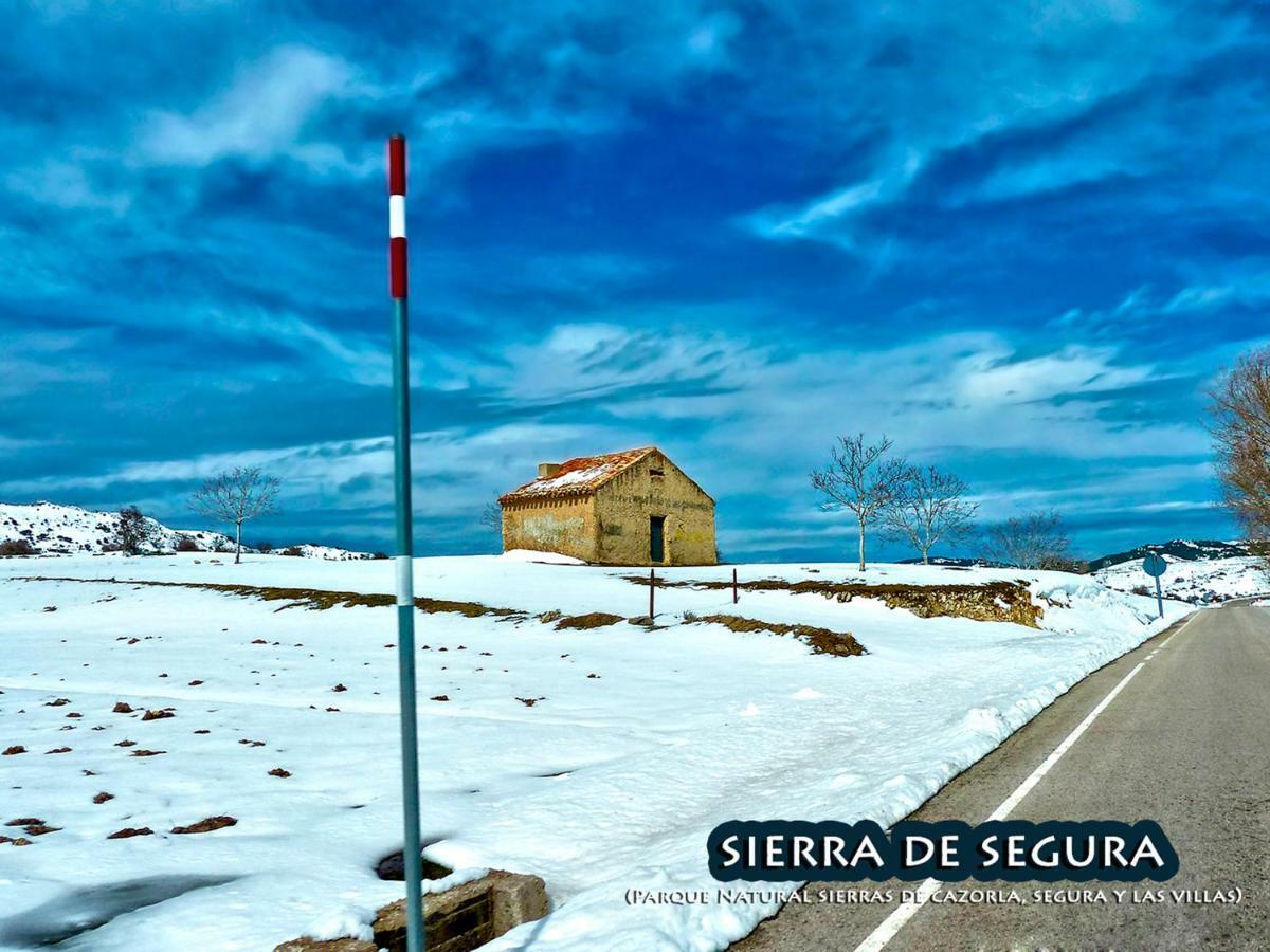 Affittacamere La Vieja Parra La Puerta de Segura Esterno foto